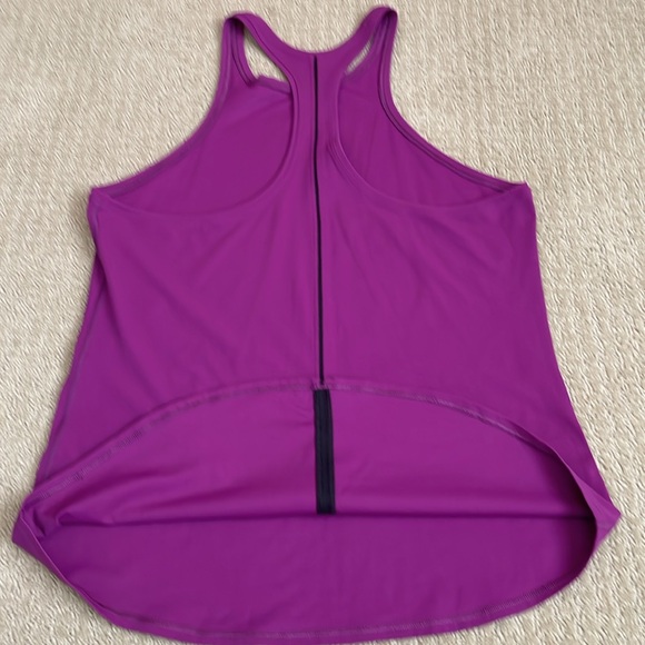 Lululemon Racerback Hip Length Top - Picture 8 of 8